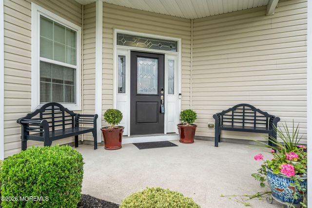 163 Bayville Way, Waretown, NJ 08758