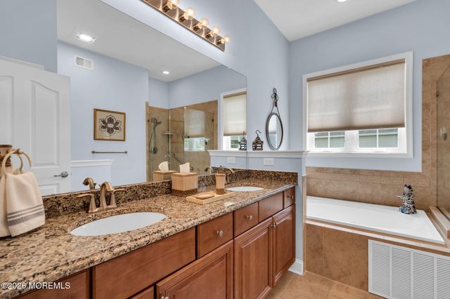 163 Bayville Way, Waretown, NJ 08758