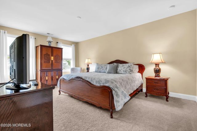 163 Bayville Way, Waretown, NJ 08758