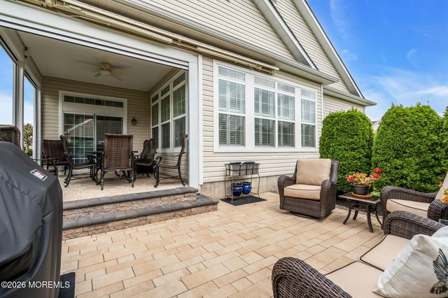 163 Bayville Way, Waretown, NJ 08758