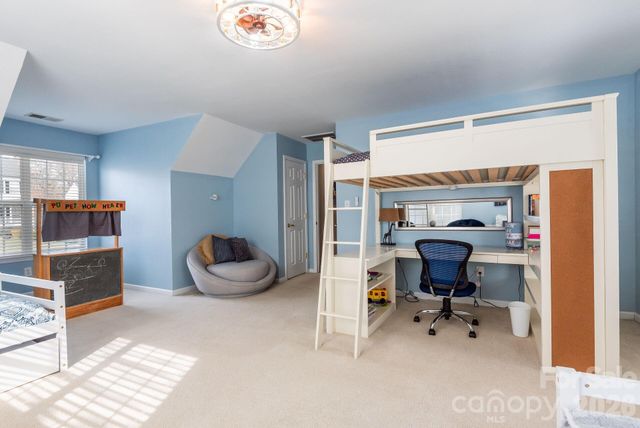 156 Lighthouse Road, Mount Holly, NC 28120