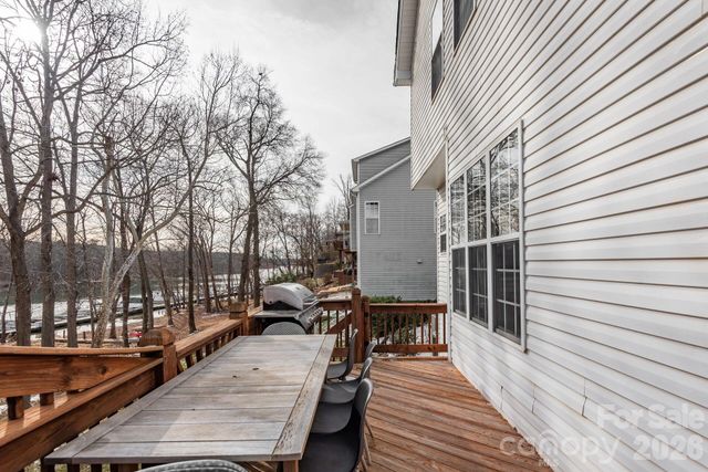 156 Lighthouse Road, Mount Holly, NC 28120