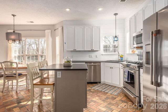 156 Lighthouse Road, Mount Holly, NC 28120