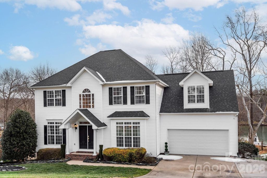 156 Lighthouse Road, Mount Holly, NC 28120