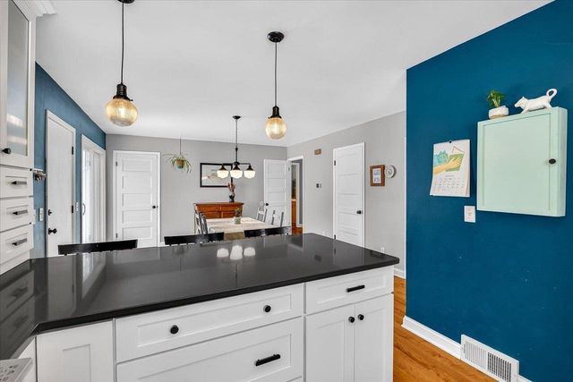 1802 Redwood Lane, Madison, WI 53711