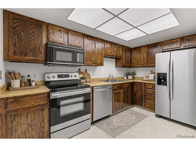 14001 E Marina Dr 103, Aurora, CO 80014