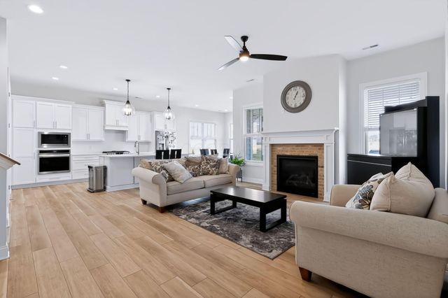 8896 Coe Drive, Plain City, OH 43064