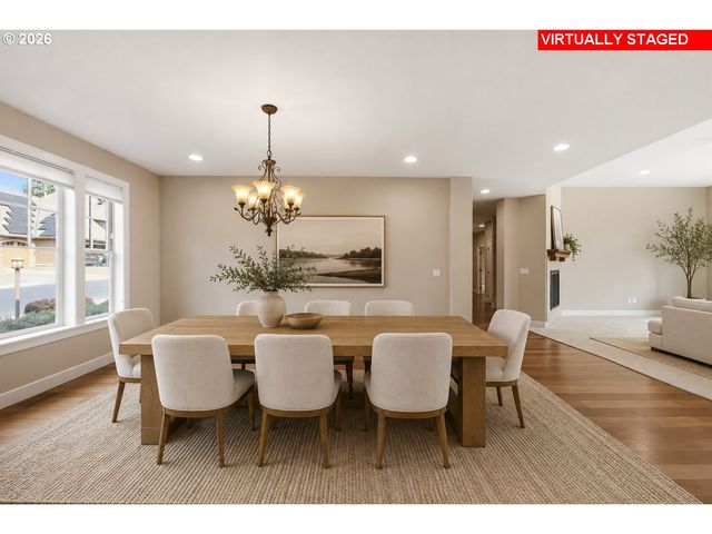 19484 Sw Lorna Ln, Lake Oswego, OR 97035