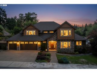 19484 Sw Lorna Ln, Lake Oswego, OR 97035