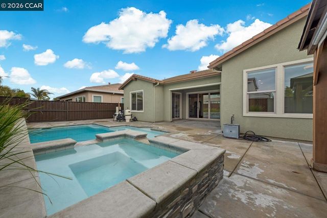 9466 Davenport Cir, Discovery Bay, CA 94505