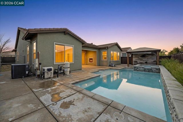 9466 Davenport Cir, Discovery Bay, CA 94505