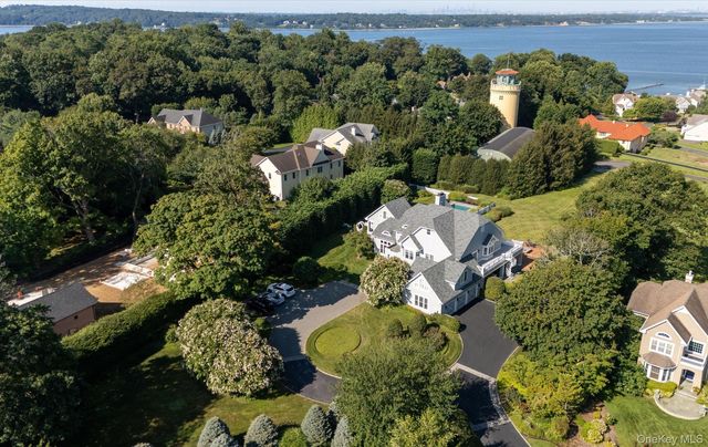 1 Pembroke Drive, Glen Cove, NY 11542