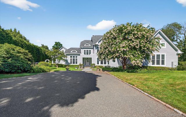 1 Pembroke Drive, Glen Cove, NY 11542