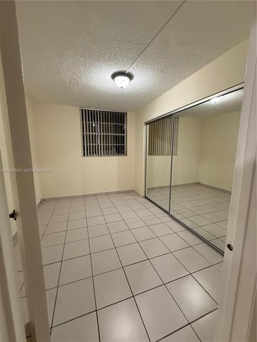 5033 NW 7th St 408, Miami, FL 33126