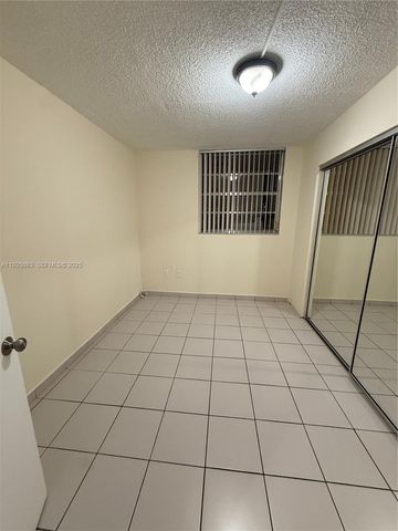 5033 NW 7th St 408, Miami, FL 33126