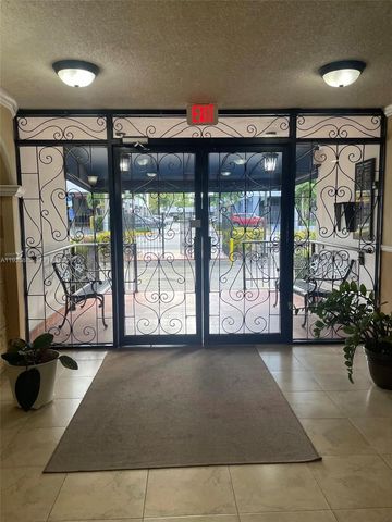 5033 NW 7th St 408, Miami, FL 33126