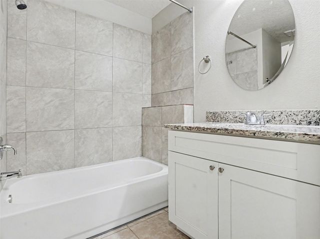 2830 WILSHIRE ROAD, Clermont, FL 34714