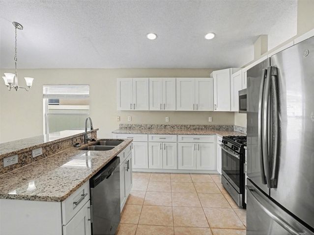 2830 WILSHIRE ROAD, Clermont, FL 34714