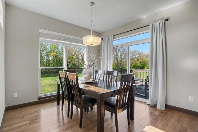 2921 Timber Cove Drive, Cedar Falls, IA 50613