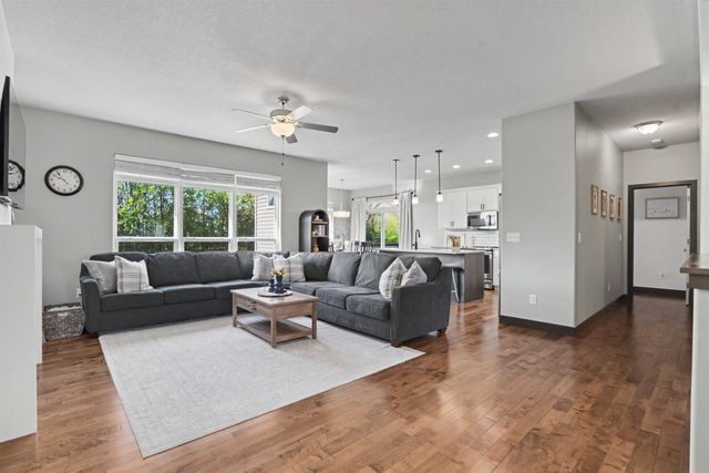 2921 Timber Cove Drive, Cedar Falls, IA 50613