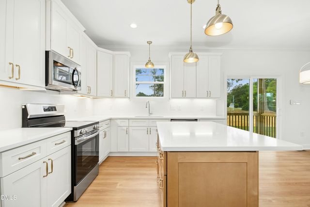 85 Mia Bello Court, Clayton, NC 27520