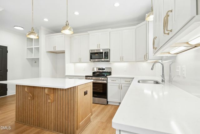 85 Mia Bello Court, Clayton, NC 27520