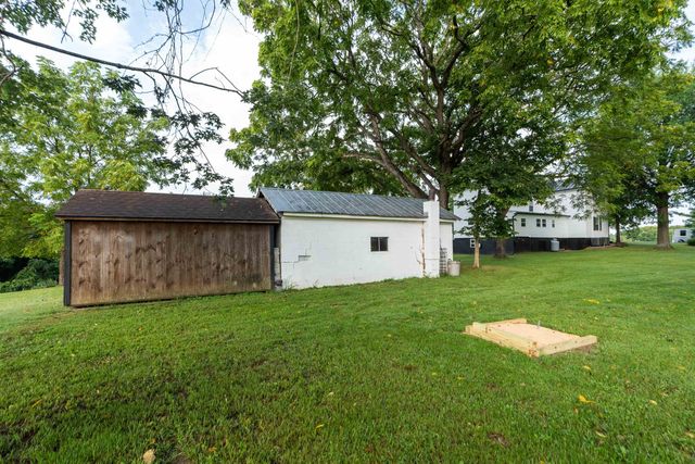1159 NEW HOPE RD, Staunton, VA 24401