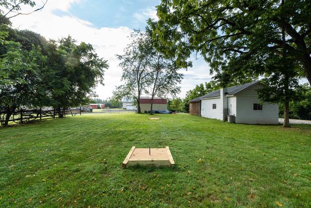 1159 NEW HOPE RD, Staunton, VA 24401