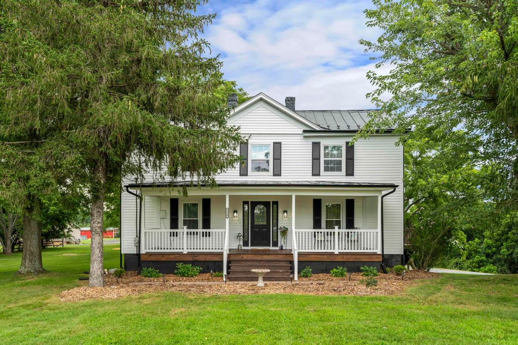 1159 NEW HOPE RD, Staunton, VA 24401
