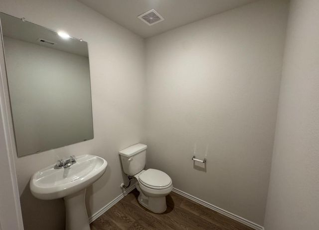 1714 Windsor BLVD, Lockhart, TX 78644