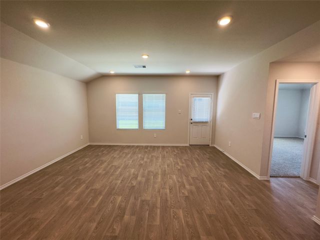 1714 Windsor BLVD, Lockhart, TX 78644