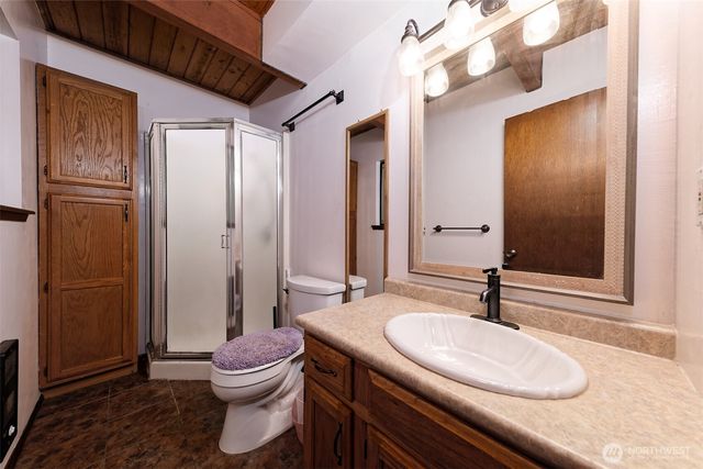 830 N Lake Cushman Road, Hoodsport, WA 98548