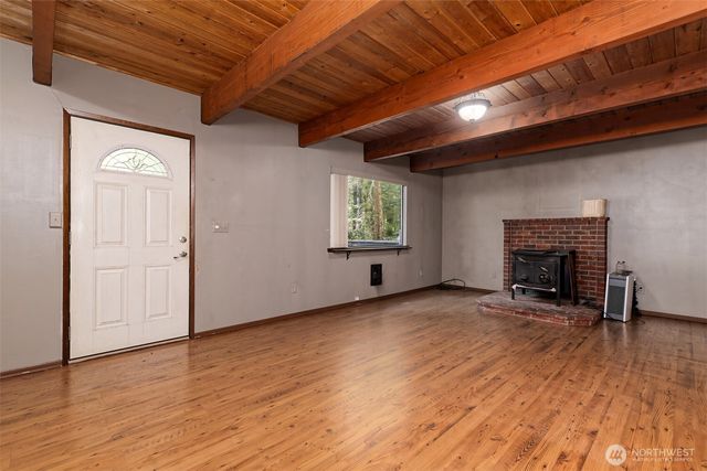 830 N Lake Cushman Road, Hoodsport, WA 98548