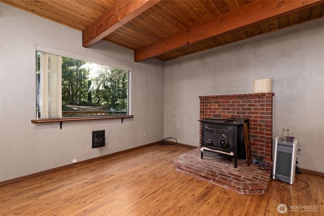 830 N Lake Cushman Road, Hoodsport, WA 98548