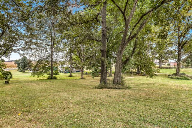 6016 Highland Rd, Orlinda, TN 37141