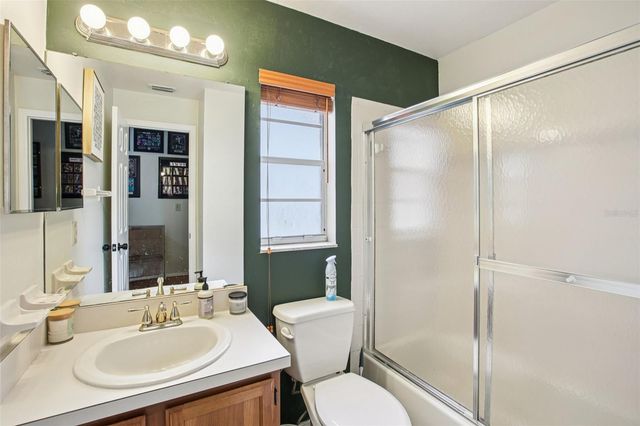 2316 FLETCHERS POINT CIRCLE, Tampa, FL 33613