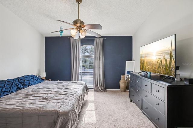 2316 FLETCHERS POINT CIRCLE, Tampa, FL 33613