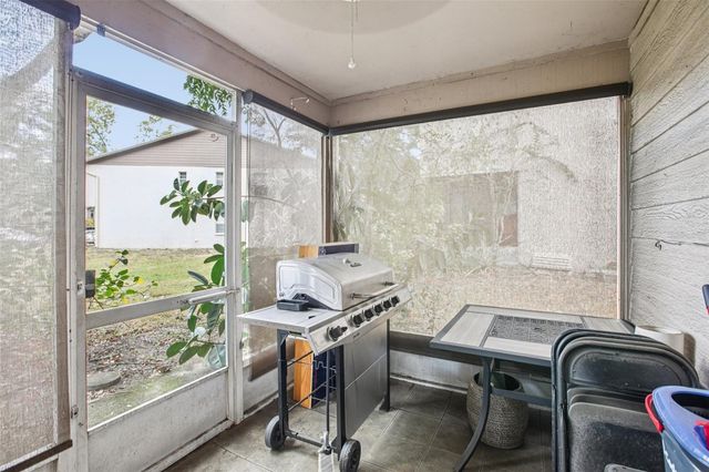 2316 FLETCHERS POINT CIRCLE, Tampa, FL 33613