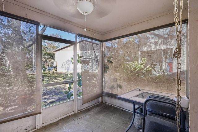 2316 FLETCHERS POINT CIRCLE, Tampa, FL 33613