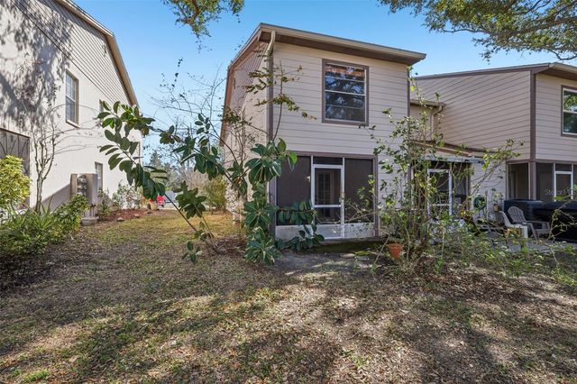 2316 FLETCHERS POINT CIRCLE, Tampa, FL 33613