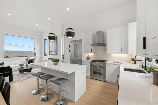 275 41st Avenue, San Mateo, CA 94403