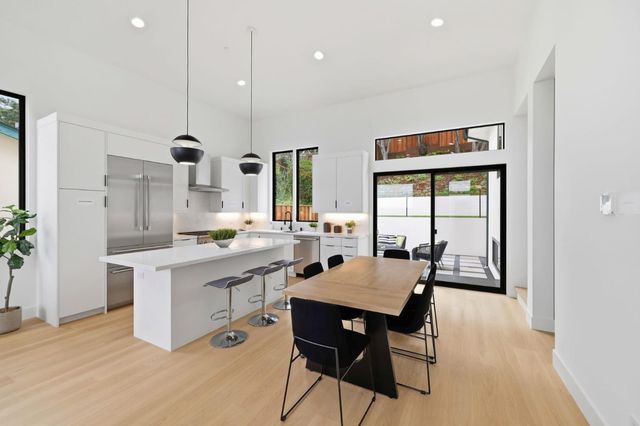 275 41st Avenue, San Mateo, CA 94403