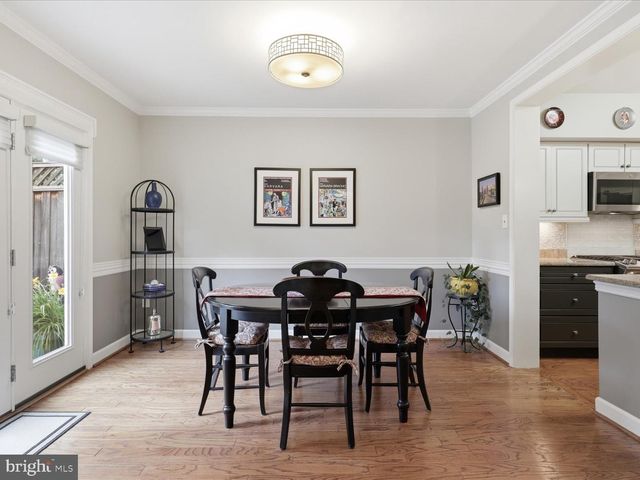 2712 KENWOOD AVE, Alexandria, VA 22302