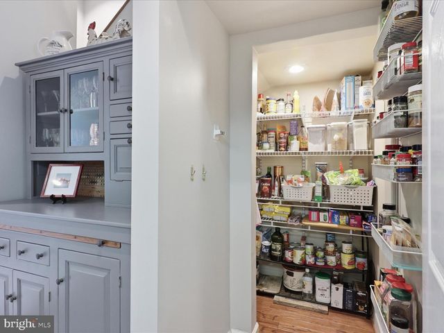 2712 KENWOOD AVE, Alexandria, VA 22302