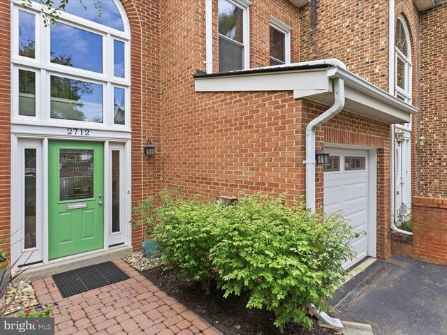2712 KENWOOD AVE, Alexandria, VA 22302