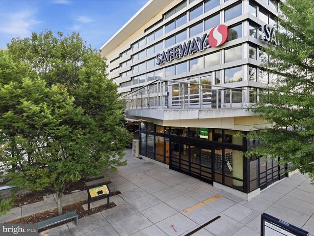 2712 KENWOOD AVE, Alexandria, VA 22302