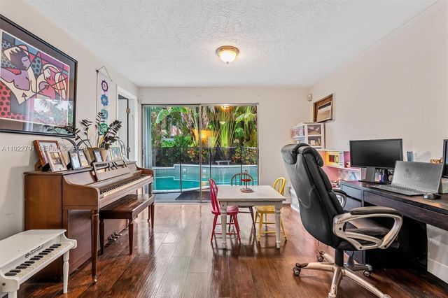 3321 NW 64th St, Fort Lauderdale, FL 33309