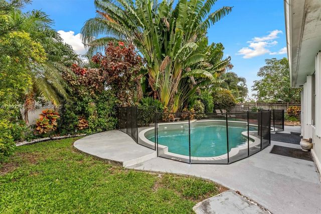 3321 NW 64th St, Fort Lauderdale, FL 33309