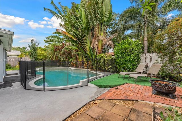 3321 NW 64th St, Fort Lauderdale, FL 33309