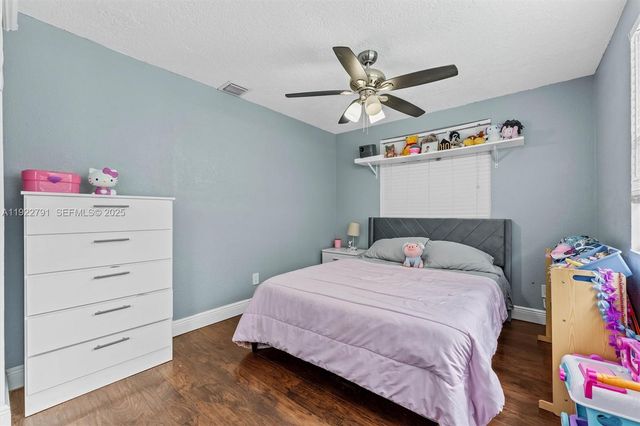 3321 NW 64th St, Fort Lauderdale, FL 33309